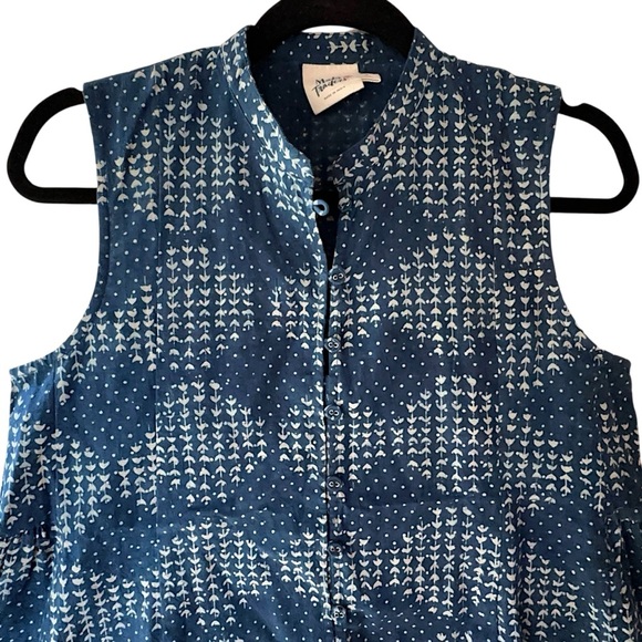 MATA TRADERS | NWOT HENLEY BUTTON FRONT SLEEVELESS COTTON TOP BLUE | SMALL - Picture 2 of 8
